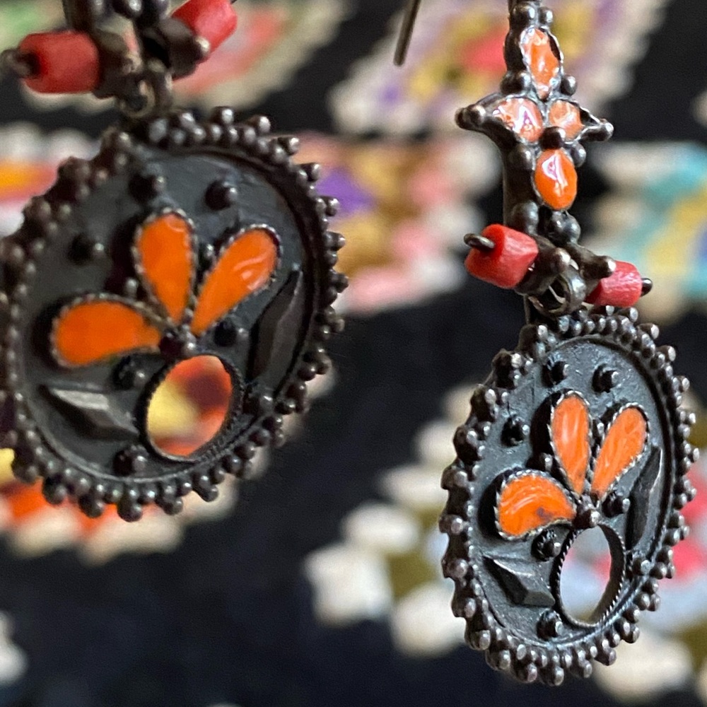 🌴Unique Vintage Sterling orange enamel earrings with coral beads from Turkey